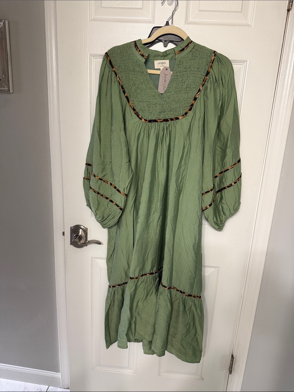 Umgee Olive Green Midi Dress with Leopard Trim NWT peasant boho M